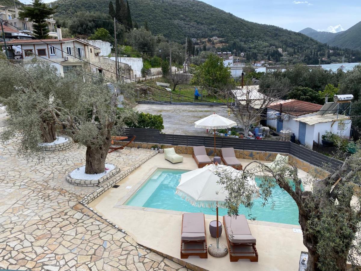Yénion Panoramic Lagoon View מראה חיצוני תמונה
